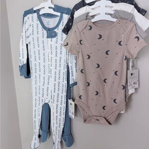Cloud Island Blue and Gray Bodysuit Set 6-9, 12 m